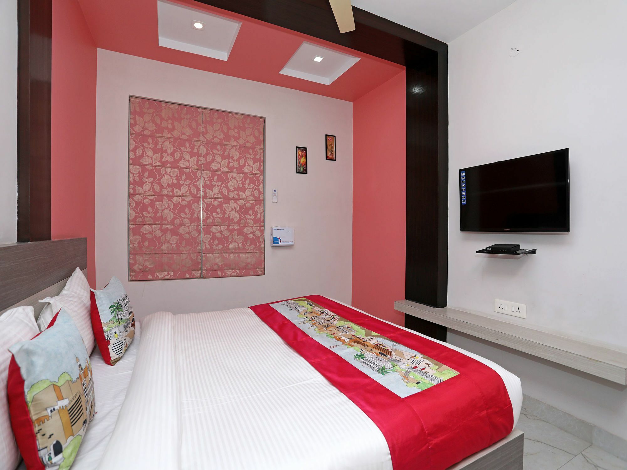 Oyo 10228 Hotel Chandramouli Dźajpur Zewnętrze zdjęcie