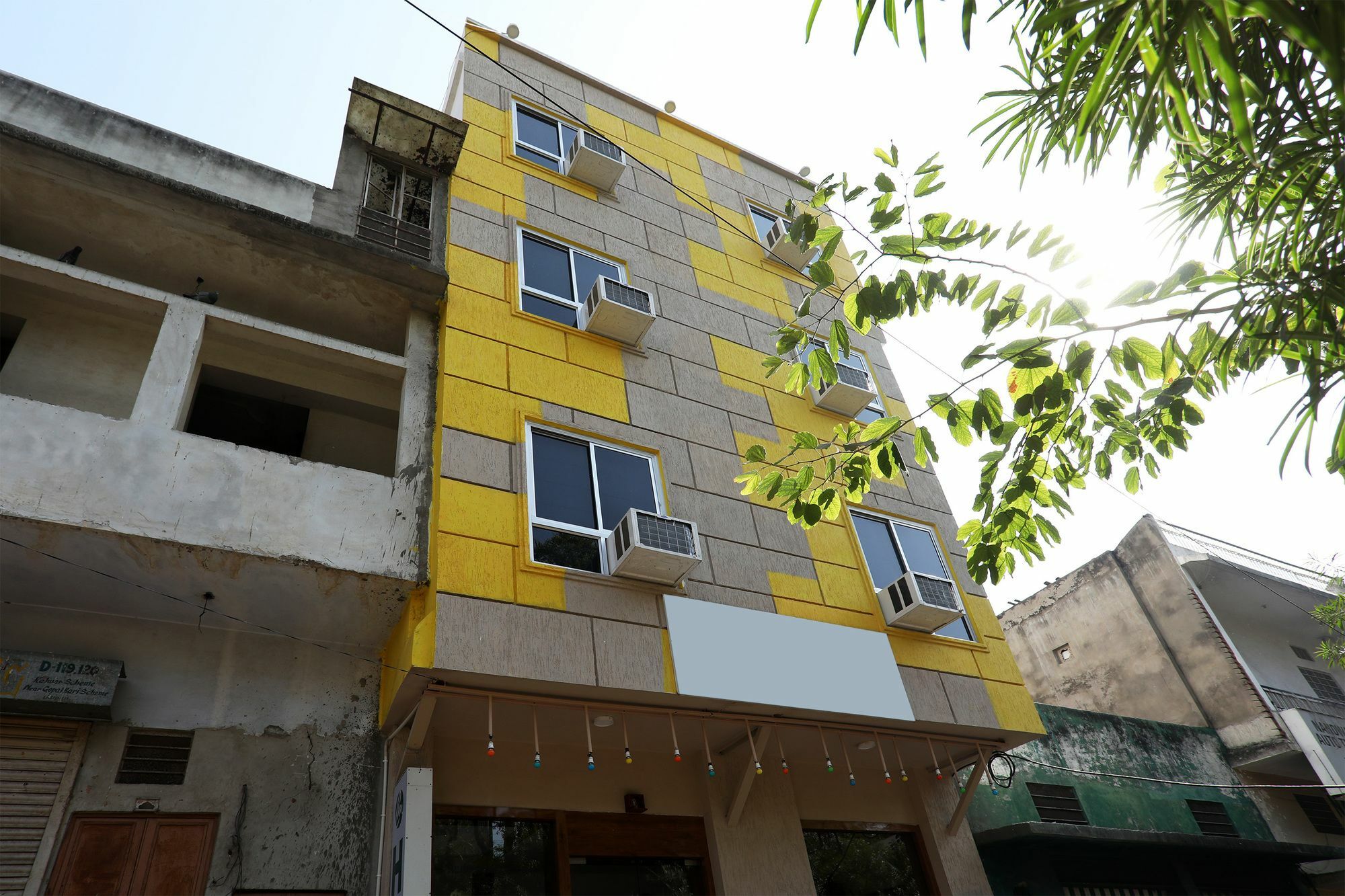 Oyo 10228 Hotel Chandramouli Dźajpur Zewnętrze zdjęcie